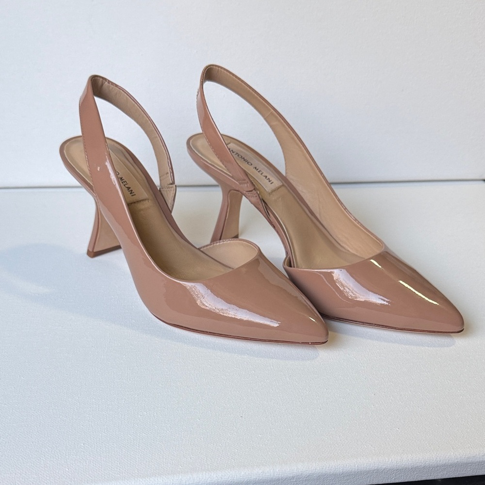 ANTONIO MELANI NWOT Women's Tan Slingback Heels size 7. Never worn